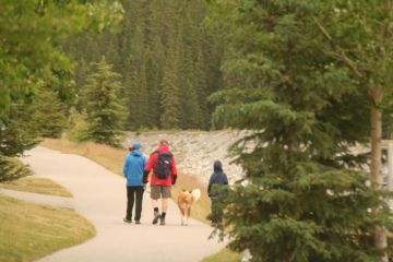 trail-hikers20090707_79