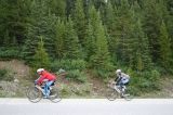 icefields-parkway-cyclists20090715_24