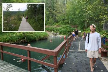 liard-hot-springs-800