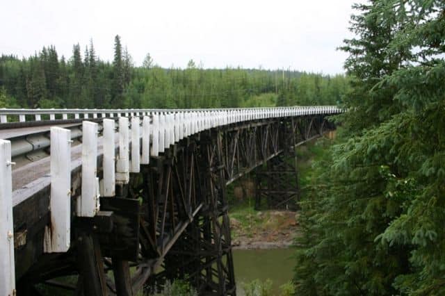 alaska-mile-21-curved-bridge