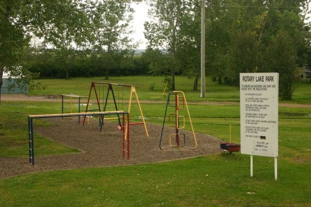 rotary-dawson-playground