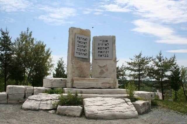 grotto_lourdes_shrine_religion_sudbury_ontario_82