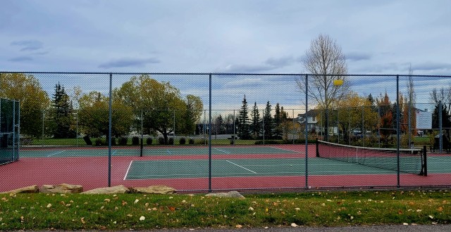 somerset-community-park-tennis-courts---calgary-alberta-canada