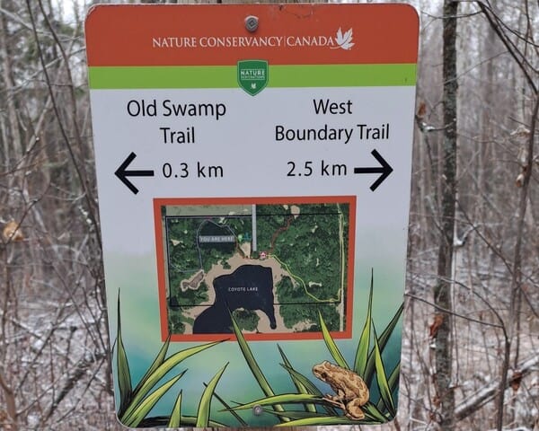 coyote-lake-nature-sanctuary-trail-sign