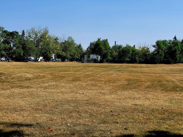 george-moss-park-athletic-field---ogden---se-calgary-ab