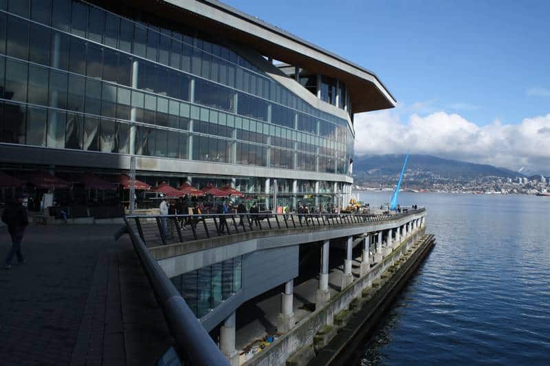 vancouver-waterfront-patios-800