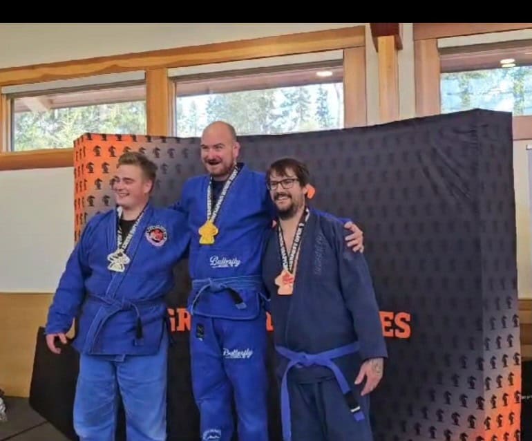 GOLD for Brad - Darkhorse Grappling Tournament - Banff Alberta Canada - A long day for all competitors and 9 fights for Brad The Hippo...but his efforts paid off and he wins GOLD!
Banff Alberta Canada
