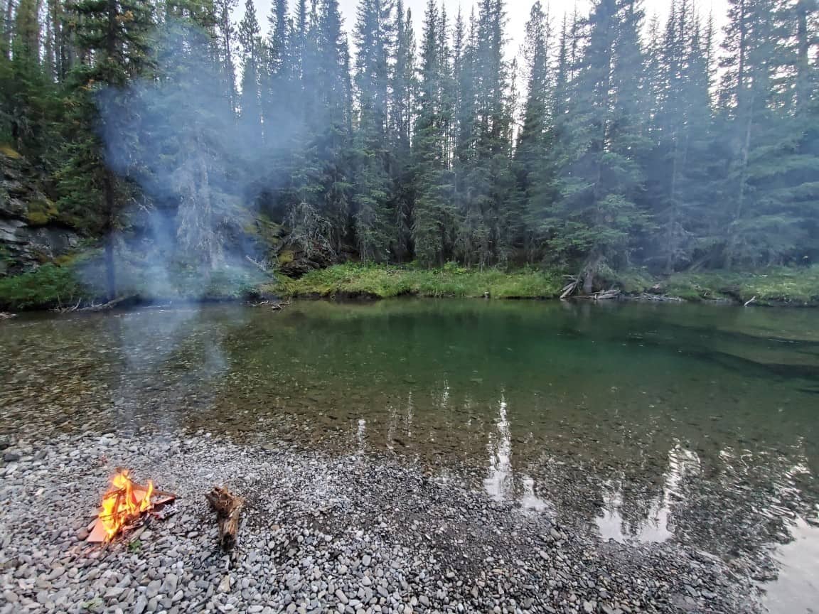 Perfect camp spot - Tucked just off the river, we set up our tent and went fishing! Made some steaks over the fire and enjoyed the starry sky ✨
Caught a nice Cutthroat Trout while here.
Crowland camping ?