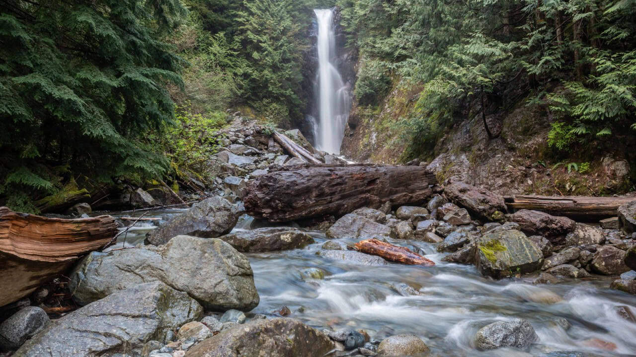 Norvan-Falls-At-Lynn-Headwaters - Slow shutter photography at Norvan Falls in the Lynn headwaters regional park
