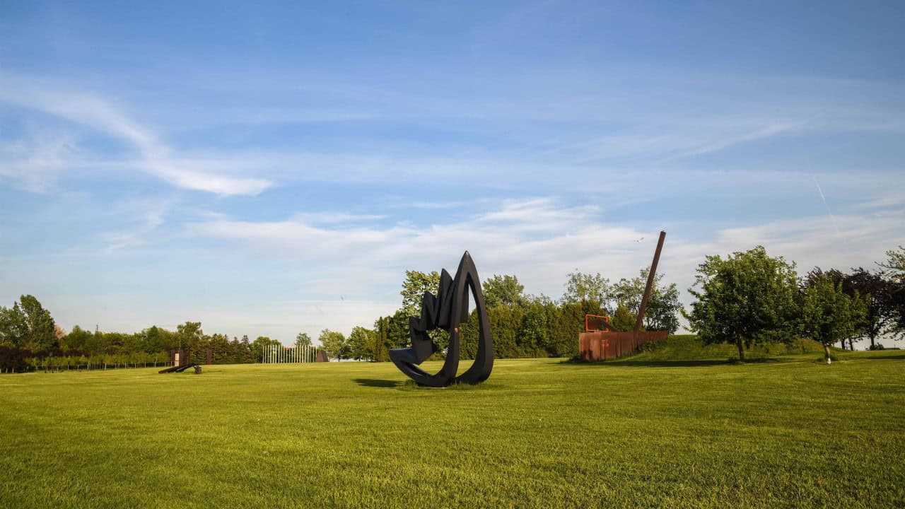 René-Lévesque Park - .Walking down the center of the park feels like stepping into a giant, open-air art gallery. The vast lawns are home to a permanent collection of massive contemporary sculptures. Seeing these towering, abstract art pieces framed by the wide-open sky on one side and the historic Lachine shoreline on the other creates such a unique, beautiful contrast between modern creativity and historic Montreal