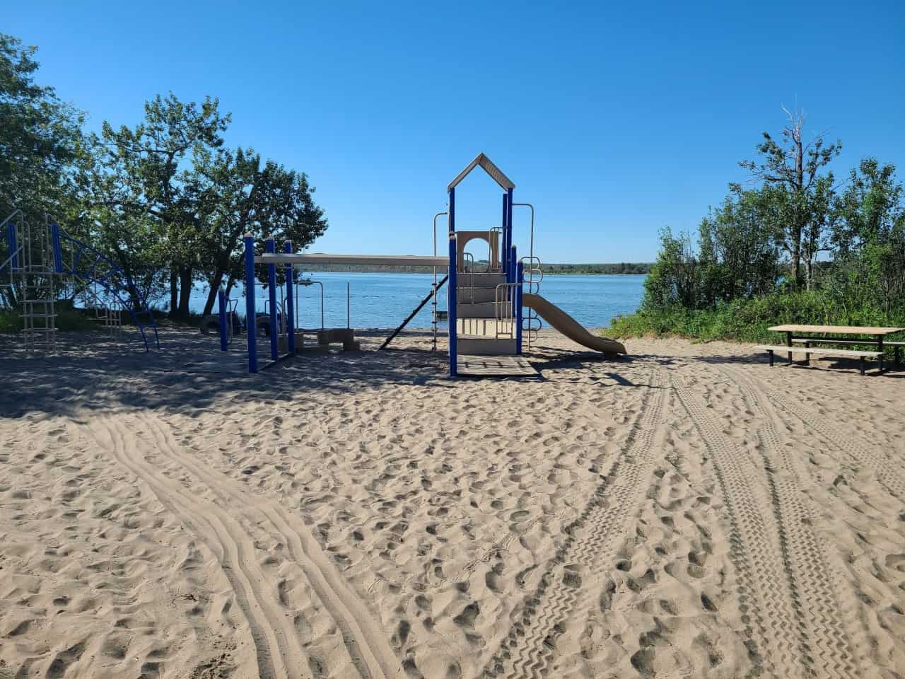 Playground Dillberry Lake 