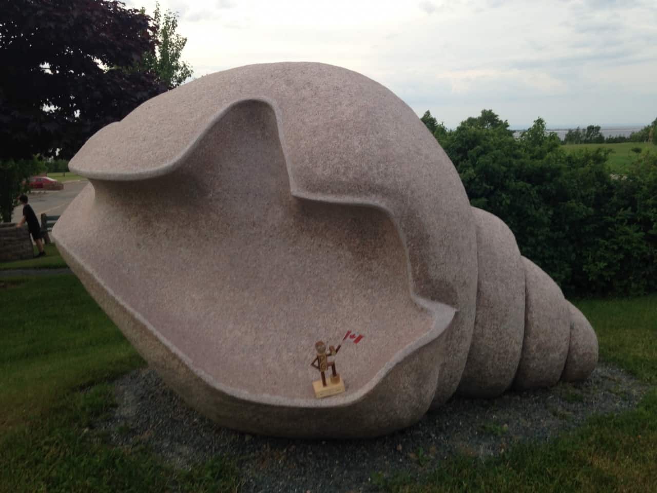 918bae40ece404d0368f374b.jpg - Caraquet, NB - Across Canada in search of #BIGselfies trip 2014<br />#BIGselfies with the worlds longest conch shell, couldn't hear the sea in it though
