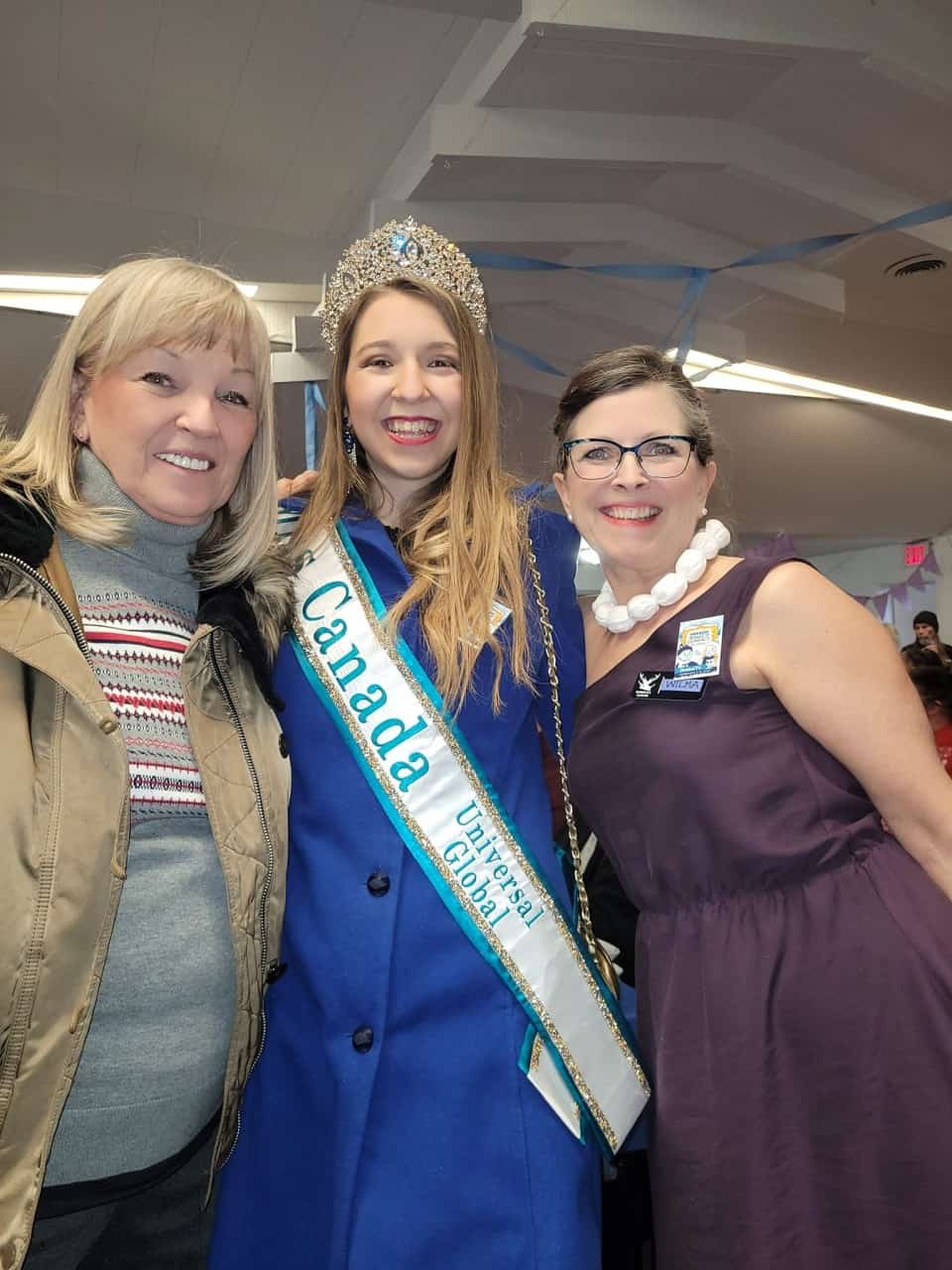 Miss Canada at Elks hall during VWC 2023 - Miss Canada with 2 members of the Vernon Elks Club