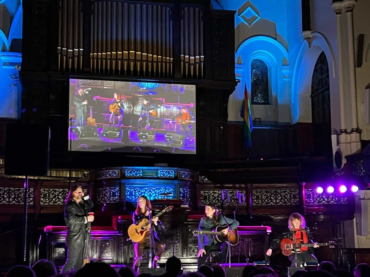Artist Alan Doyle Hosted Songwriters Circle in St. John’s Newfoundland  - Local celebrity and musician Alan Doyle done a great job hosting the show in Support of Bridges to Hope Food Aid Centre. 